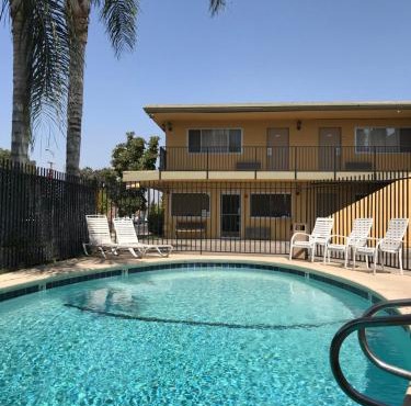Americas Best Value Inn Visalia
