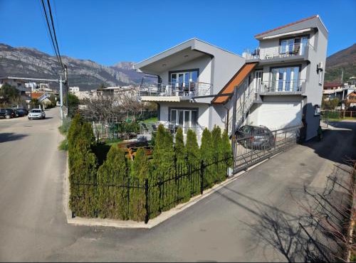 Apartments Ivanovic