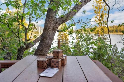 Arrow Cabin-Boat Slip-Sauna-Sleeps 10