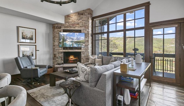 Arrowleaf Lodge at Deer Valley Resort - Two Bedroom Residence #405