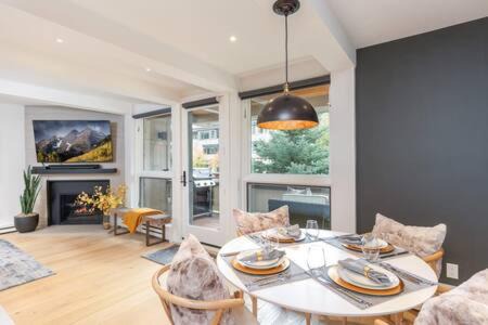 Aspen Core Renovated 2 BR, 2 BA with AC