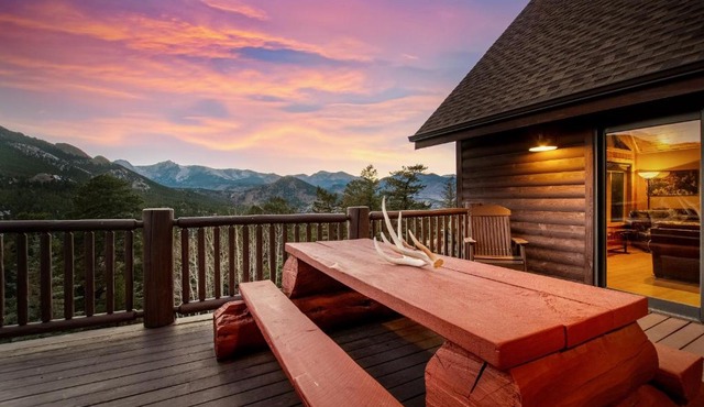 Awestruck Home