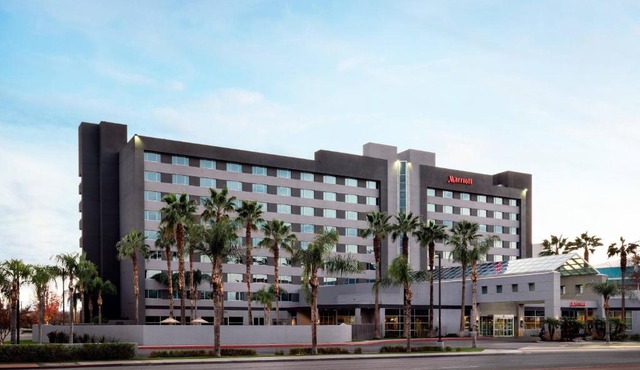 Bakersfield Marriott at the Convention Center