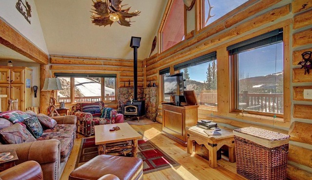 Barton Cabin 433
