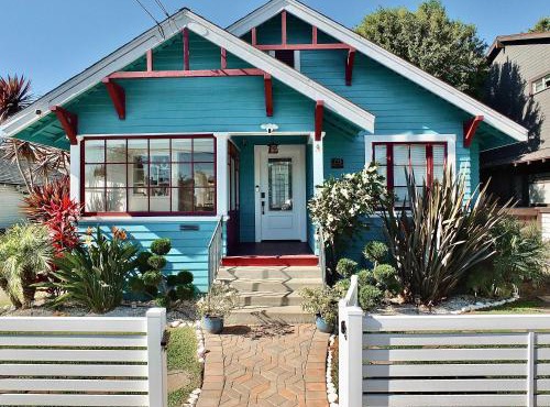 Beach City Craftsman - Walk to Beach