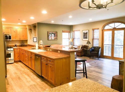 Bear Creek Lodge 301A by Alpine Lodging Telluride