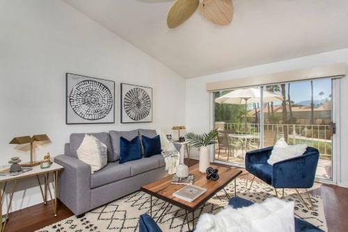 BEAUTIFUL Palm Desert OASIS 2bd 2ba GETAWAY