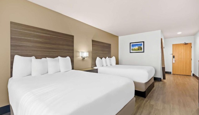 Best Western Plus Caldwell Inn & Suites
