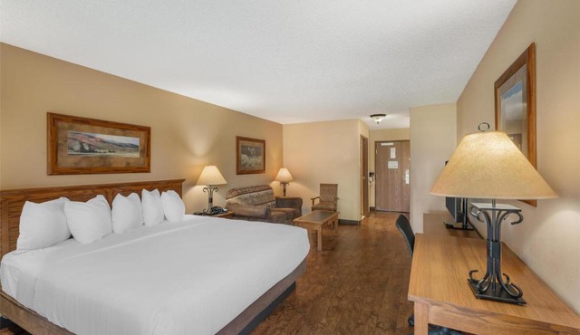 Best Western Plus Kelly Inn & Suites