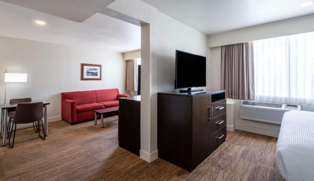 Best Western Pony Soldier Inn & Suites