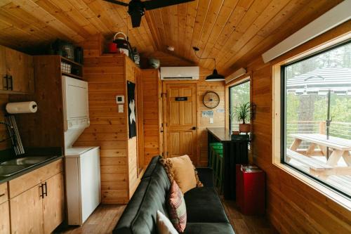 BIKE HAUS Cabin Retreat Sauna, Plunge, Hot Tub