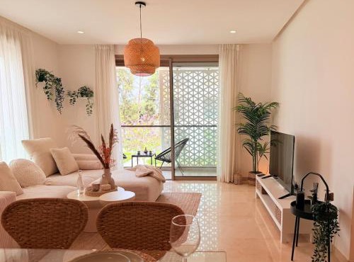 Boho chic 1BR Eagle Hills Dar essalam - Pool & Gym