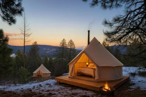 Boutique Glamping Retreat with Elevated Views and Serenity in Sandpoint, Idaho