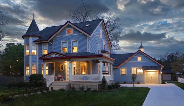 Breese Inn