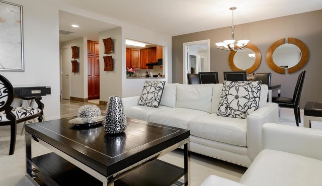 Broadway Plaza, Trademark Collection by Wyndham
