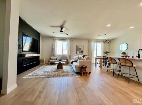 Business Travel Ready New 3BR Near Airport
