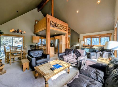 Cabin in the Pines 4 by SummitCove Lodging in Colorado