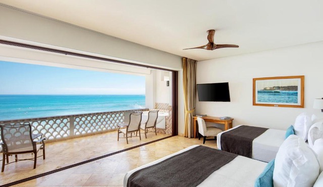 Cabo Surf Hotel