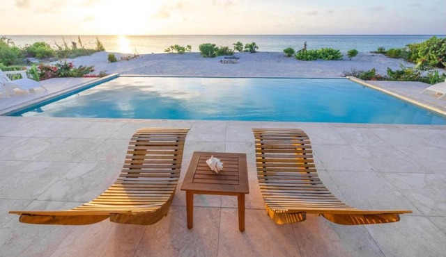 Caicos Way