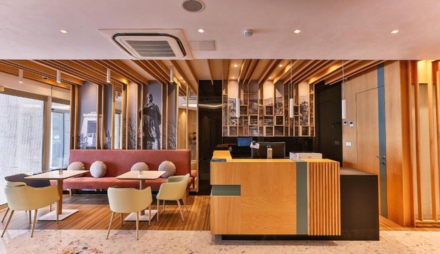 Carine Hotel Centar