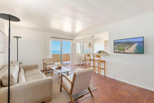 Carpinteria Shores CS 210