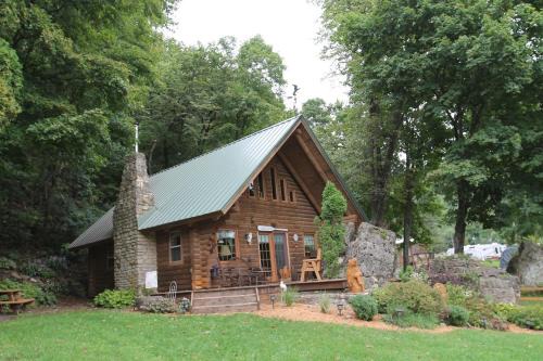 Carries Cabin