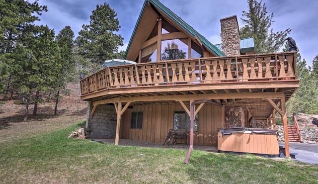 Casa con Vista: Sturgis Rally Home w/2-Level Deck