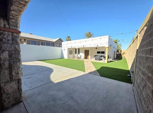 Casa Mona MODERN Beach Home