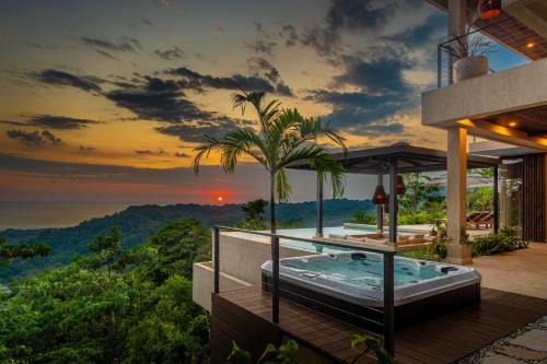 Casa Riverstone