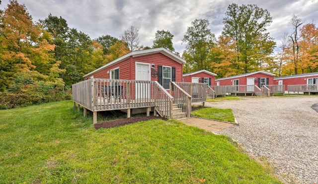 Cassopolis Cabin: On-Site Boating & Fishing!