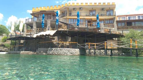 Castle waterfront apartments