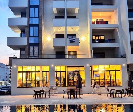 Cataleya Hotel