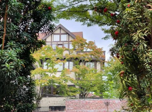 Cecil Bacon Manor