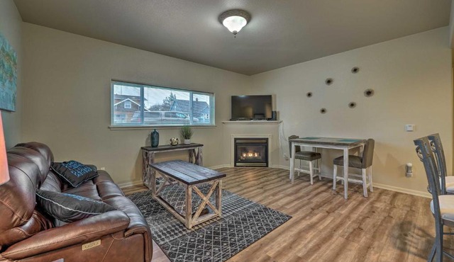 Central Apt: Private Fireplace & Patio Access
