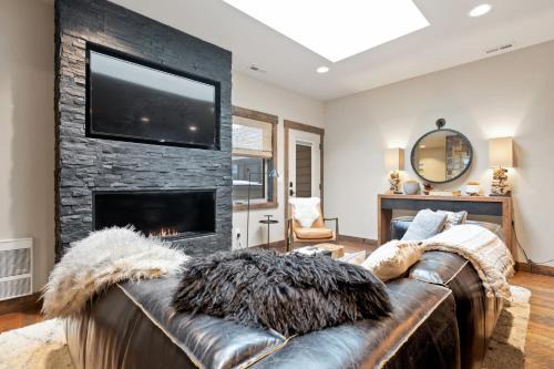 Central Loft 303