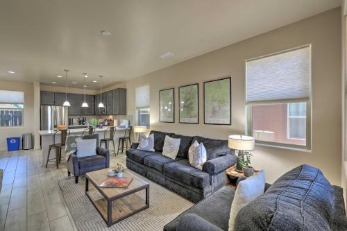 Centrally Located Flagstaff Vacation Home w/Patio