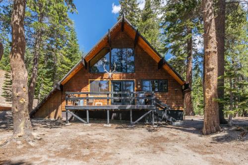 Chalet 04 by Mammoth Mountain Chalets
