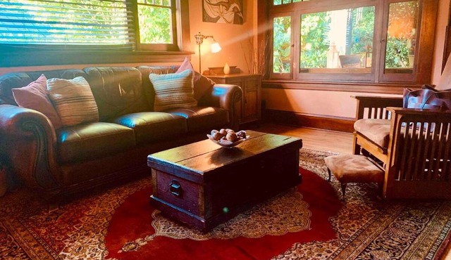 Charming Craftsman in Eugenes Historic Whiteaker Neighborhood