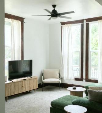 Charming Spacious 3BR Pet-Friendly Retreat