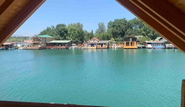 Cheerful cabin in Ada bojana