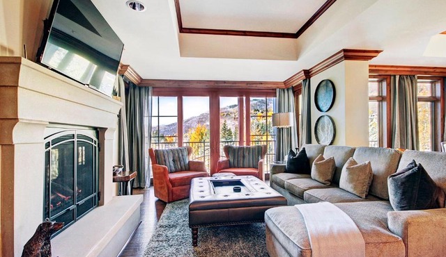 Chic 2 BRDen Ritz-Carlton Condo with Valley Views