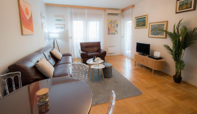 City Nest apartment