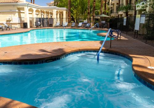 Club de Soleil All-Suite Resort