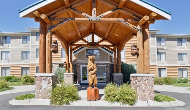 Clubhouse Inn