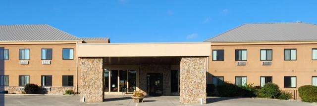 Cobblestone Inn & Suites - Newton