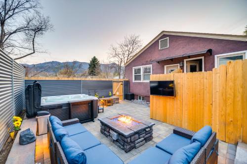 Colorado Springs Apt w/Private Hot Tub