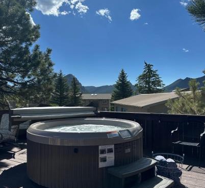 Columbine Inn