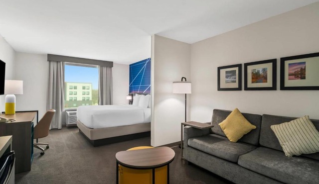 Comfort Suites Bentonville - Rogers