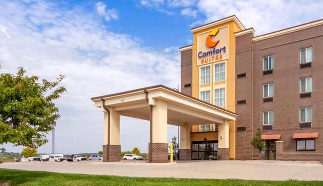 Comfort Suites