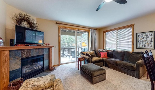 Comfortable and Convenient Truckee Condo